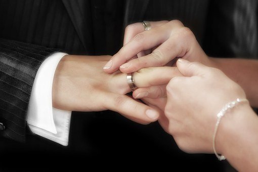 wearing rings