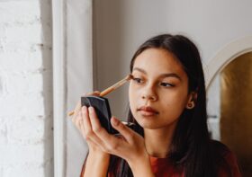 Tips Every Makeup User Should Consider When Applying Eyeshadows